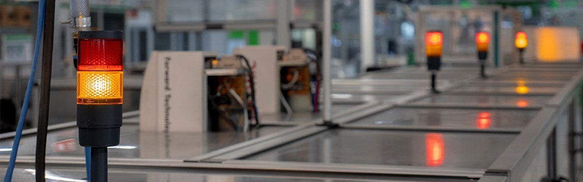 Van een simpele signaalkolom , tot een luxe signaalkolom met Schneider Electric