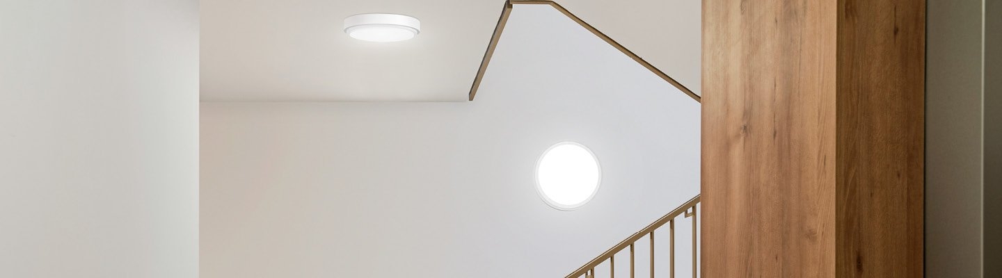 Verlichting in een trappenhuis van Signify