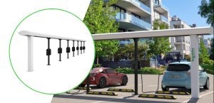 lifestyle image met laadstations en laadpalen van Schneider Electric
