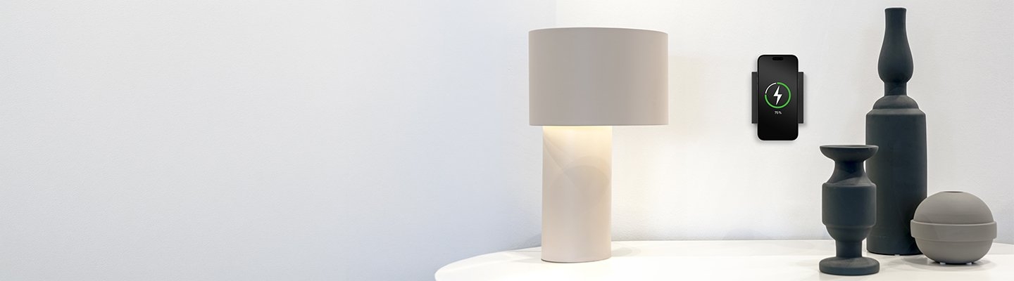 Draadloze opladen  met de magnetic charger van JUNG