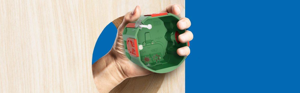 De CLT-inbouwdozen voor massieve wanden van Attema