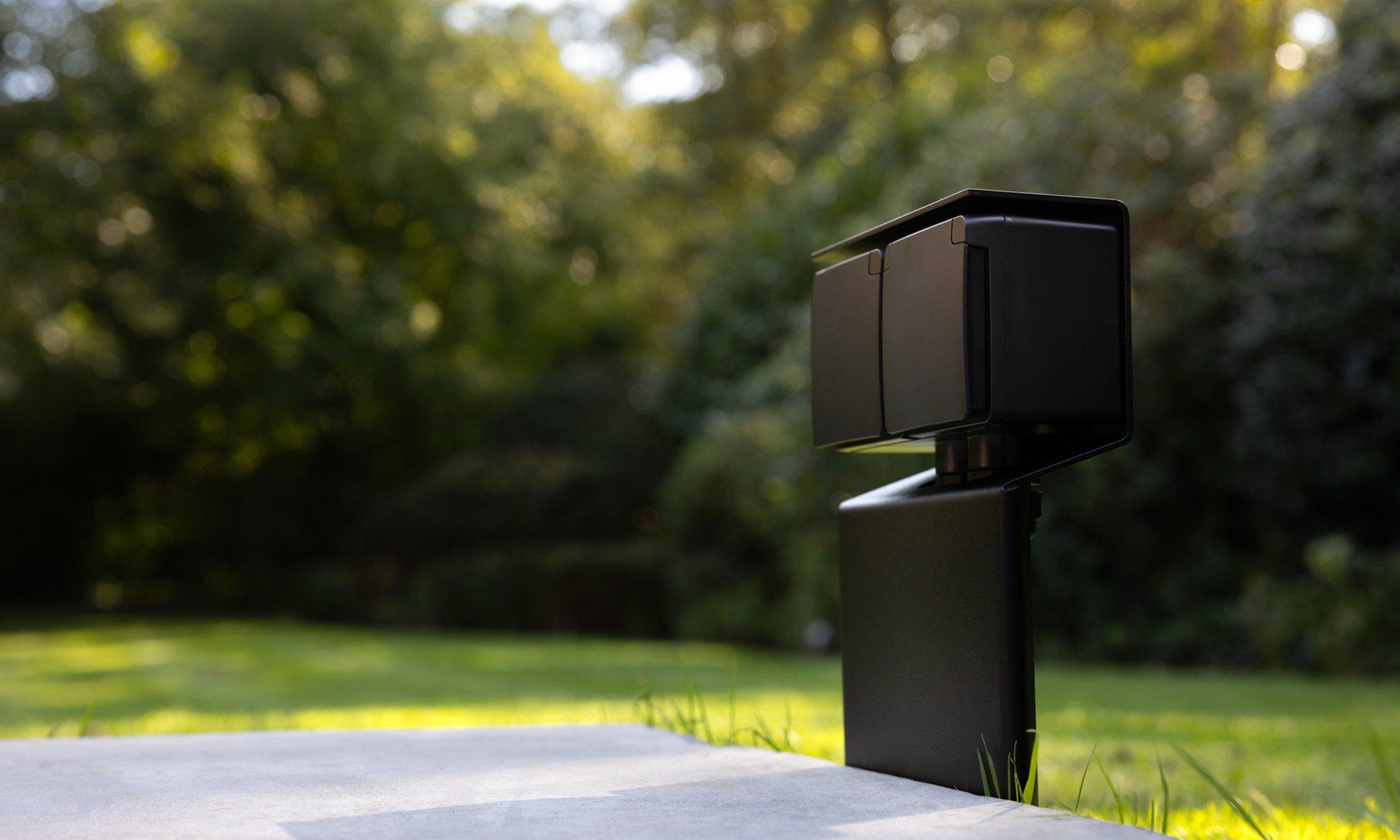 Niko Hydro tuinpaal voor stroom in de tuin