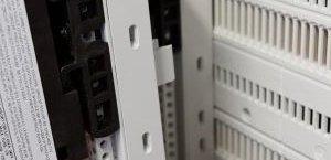 Lees meer over het Rittal RiLine railsysteem bij Rexel Nederland