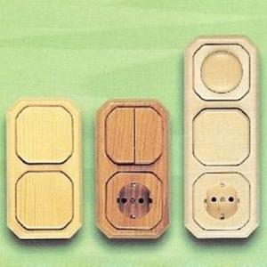 Abdeckung für Schalter, Taster, Dimmer, Jalousie - Zentralplatte Holz für Steckdose Eiche gebeizt rustikal - 1220EUCEG