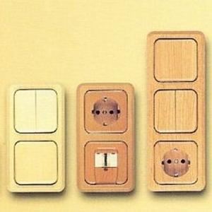 Abdeckung für Schalter, Taster, Dimmer, Jalousie - Zentralplatte Holz für Steckdose Fichte gebürstet - 1020EUCFG