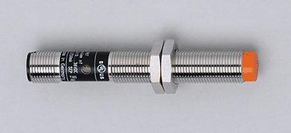 IFA3004-APKG/US-104, Induktiver Sensor, M12 x 1 / L = 80 mm, Schaltabstand 4 mm nicht bündig einbaubar, Öffner, DC, PNP, M12 Steckverbindung, IP 67, 3-Leiter, Umgebungstem