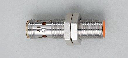 IFB3004BBPKG/US-104, Induktiver Sensor, M12 x 1 / L = 45 mm, Schaltabstand 4 mm bündig einbaubar, Schließer, DC, PNP, M12 Steckverbindung, IP 67, 3-Leiter, Umgebungstemper