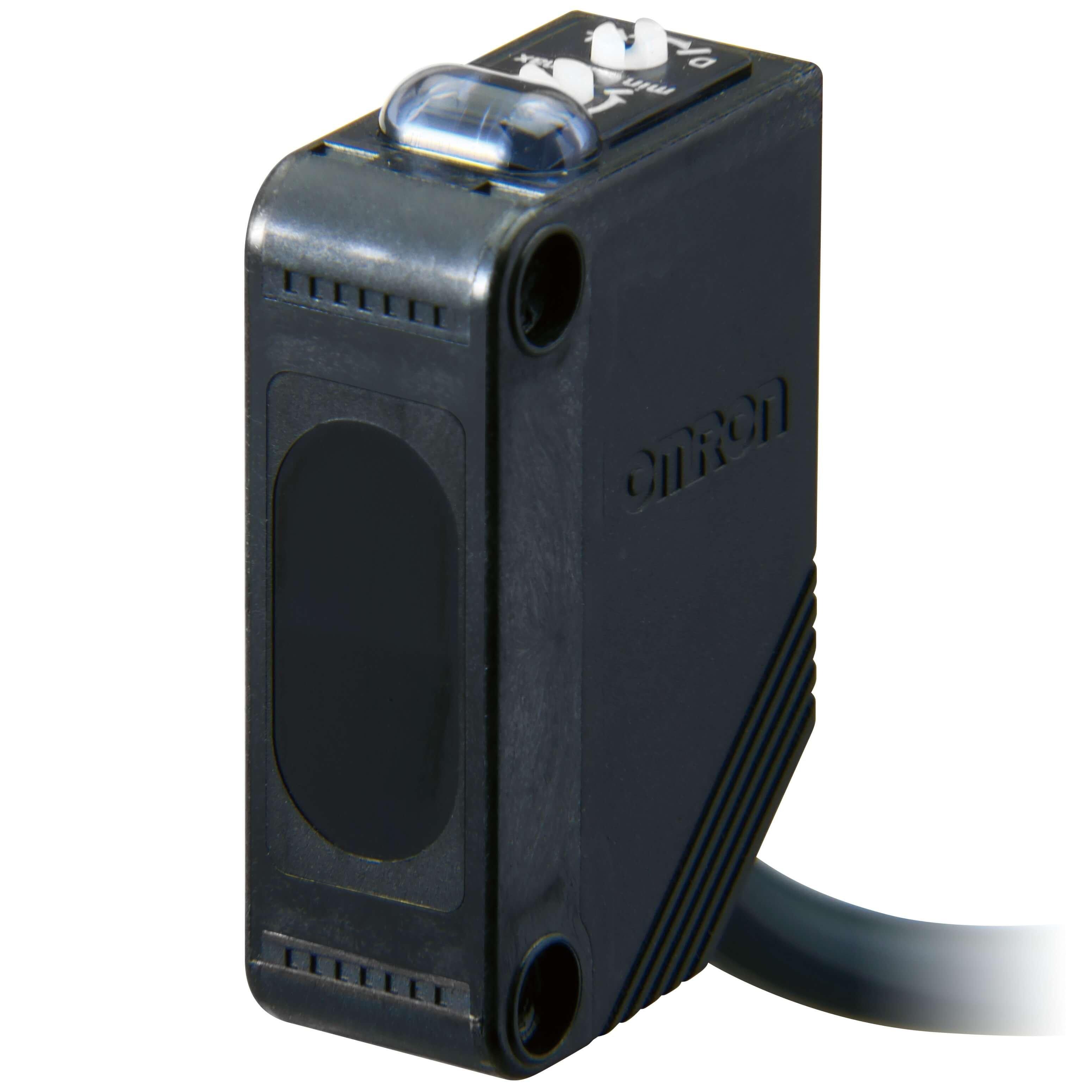 E3Z-D82 2M, Optischer Sensor, Reflexionslichttaster, 1 m, DC, 3-adrig, PNP, 2 m