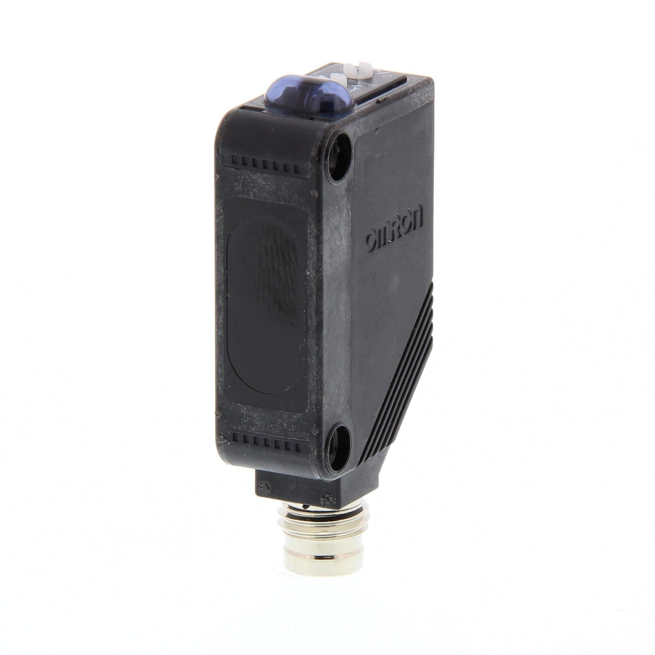 E3Z-D87, Optischer Sensor, Reflexionslichttaster, 1 m, DC, 3-adrig, PNP, M8 steckbar