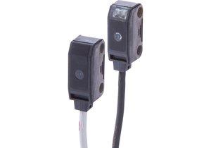OYQ80300, Sensor Optisch, Lichtschranke, 19x10x8,2mm, Sn: 2m, 12-24V DC, PNP programmierbar/konfigurierbar, Kabel 2m PUR (Polyurethan), IP67, Kunststoff ABS+Kun