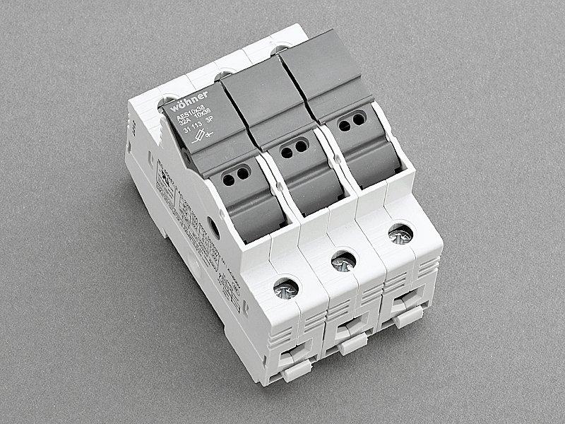 31113, Halter für zylindrische Sicherungen 10x38 / 3P 32 A / 690 V