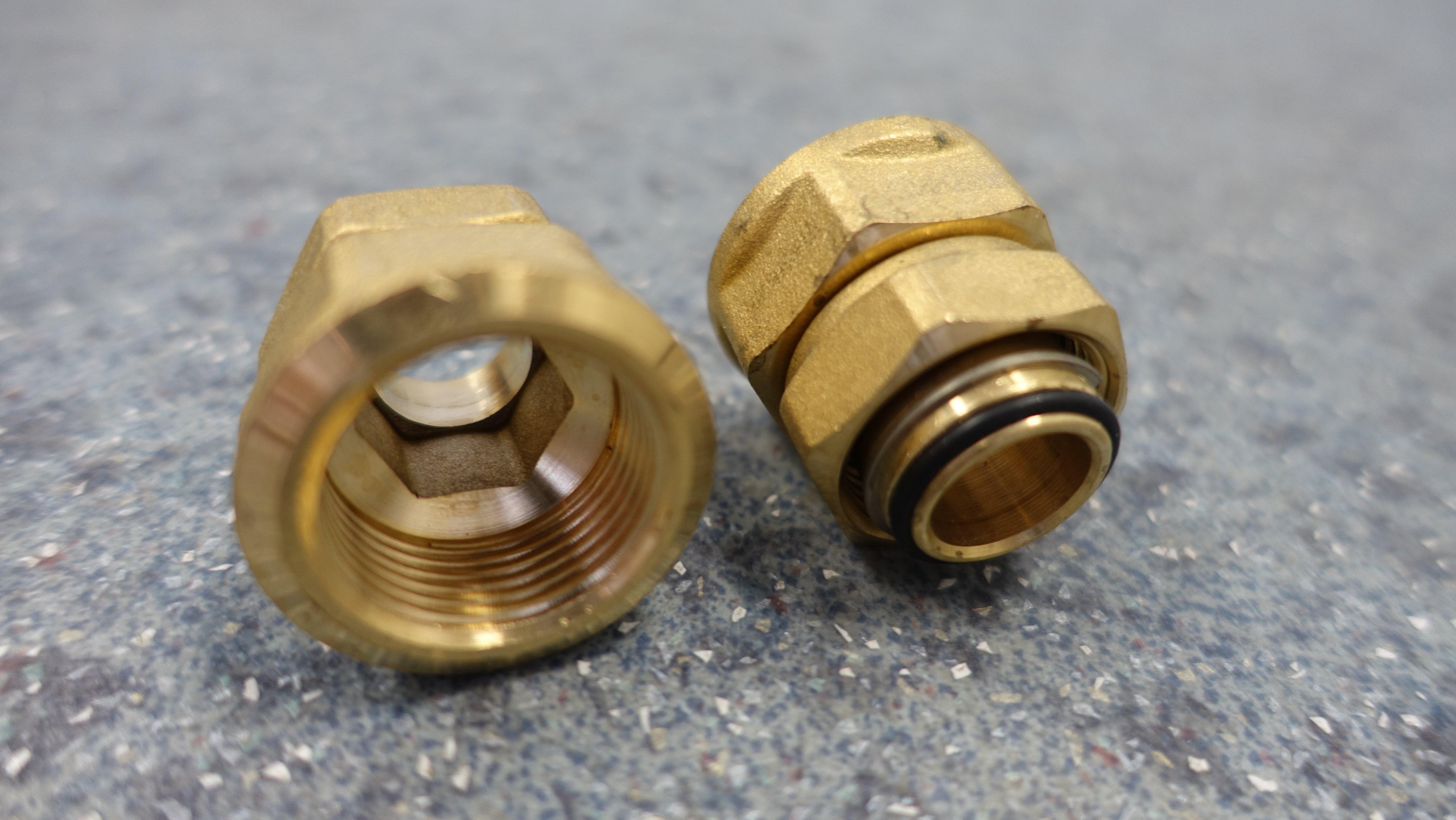 AirBlue GKSVA34, Adapter Eurokonus 3/4 auf 3/4 w flachdichtend, 2 Stück (1x für 2-Leiter und 2x für 4-Leiter wählen)