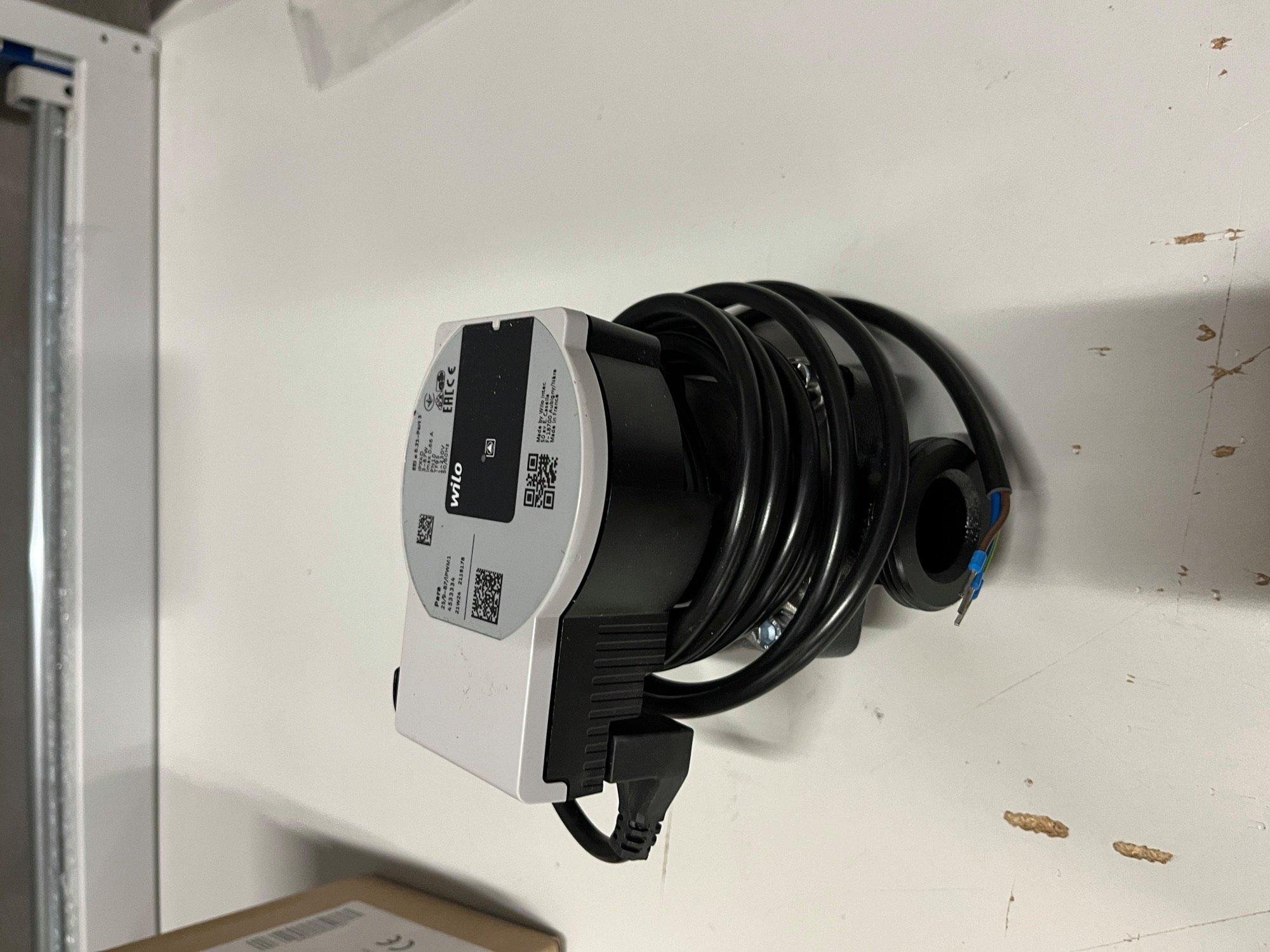 074238, Set Heizkreispumpe LWPM