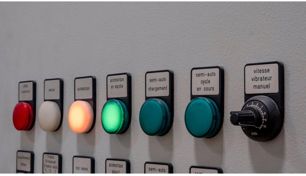XB4 Kopf und Potentionmeter R = 4K7 Ohm