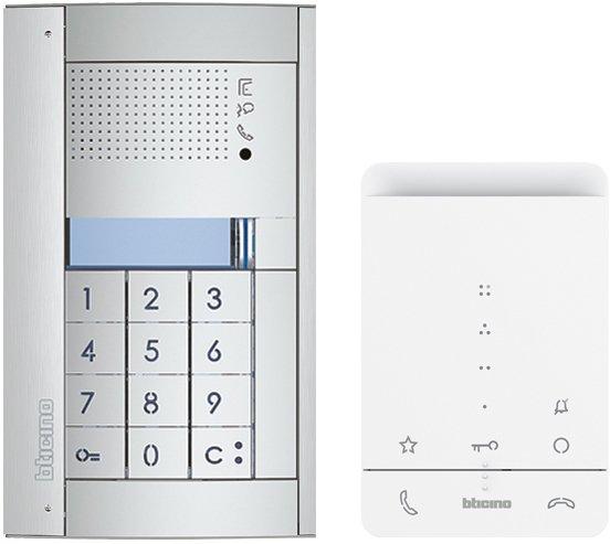 FlexONE Audio-Set mit Türstation SFERA und Codelock + CLASSE100 A16E