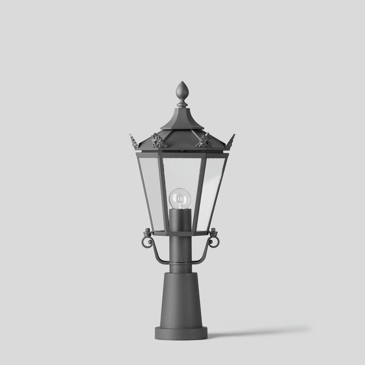 Pfeilerleuchte 'Berlin' Grafit 3000 K zus. kostl. 1 x BEGA 13590