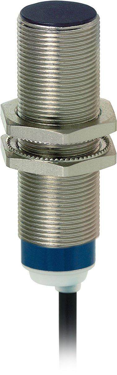 XS6-Indu. Näherungsschalter M18 L62mm Mes. Sn 8mm 24-240V AC/DC 2m Kabel