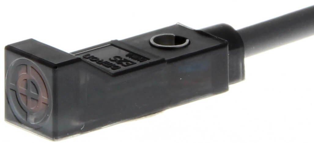 Näherungsschalter induktiv stirnseitig n. abgeschirmt 2,5mm DC 2-adr. Ö 1m-Kabel