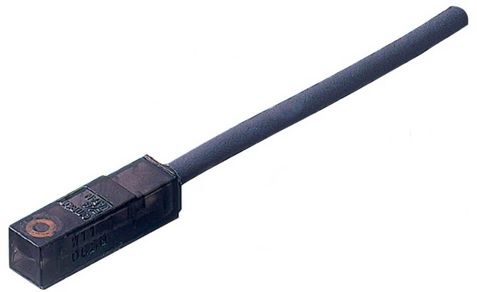 Näherungsschalter induk. längsseitig n. abgeschi. 1,6mm DC 3-adr PNP S 1-m-Kabel