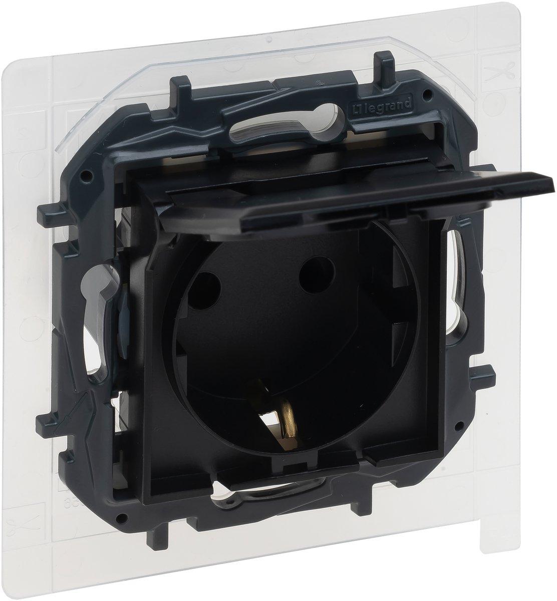 Niloe Step V4 Schutzkontakt Steckdose IP44 erh. Berührungsschutz Farbe: Schwarz