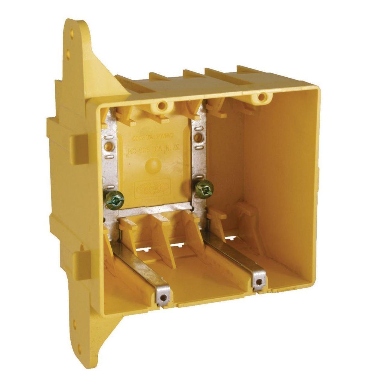 2022R PLAST BOX 2G WITH BRACKET 35 CU IN