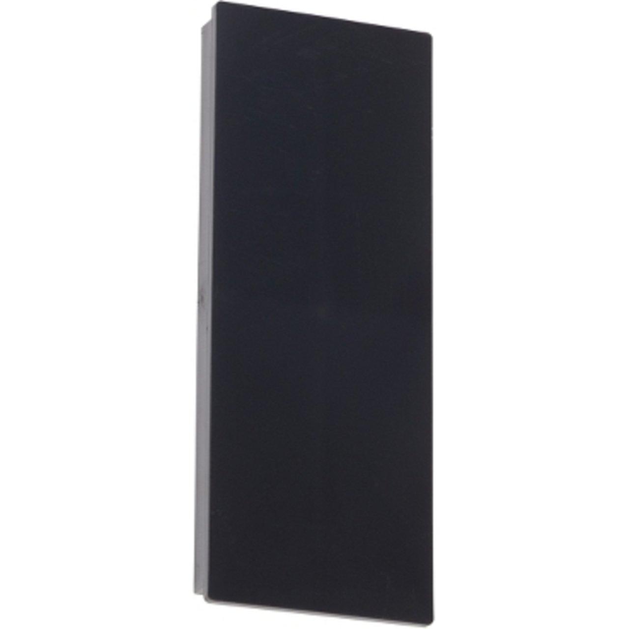 QOM2FP 150-225A MB FILLER PLATE