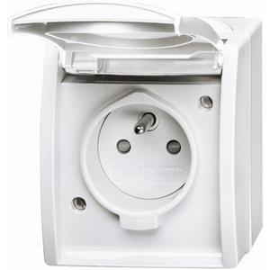 Steckdose mit Erdungsstift Safety+ mit Klappdeckel 16 A alpinweiß