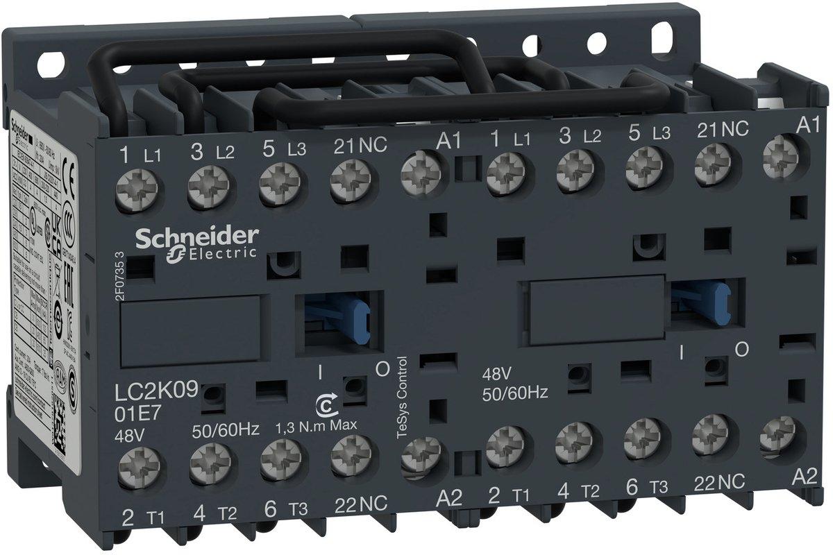 Wendeschützkombination 3-polig 1Ö 4 kW 400 V AC3 9 A Spule 230 V 50/60 Hz