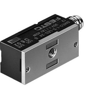 Näherungsschalter Reedkontakt M8 x 1 PNP 1S / 3pol 12 - 27 V AC/DC