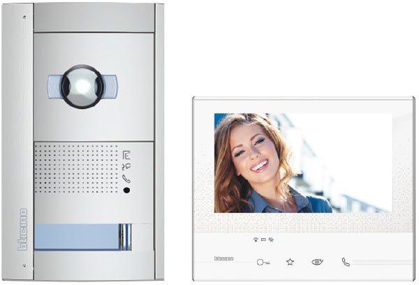 Video-Set mit Türstation SFERA + Kamera + Hausstation CLASSE 300 X13E