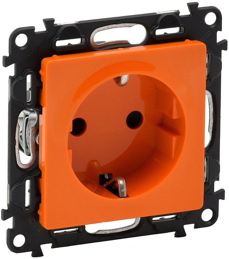Valena Life Schutzkontakt-Steckdose Steckklemmen mit erhöhtem Berührungsschutz orange
