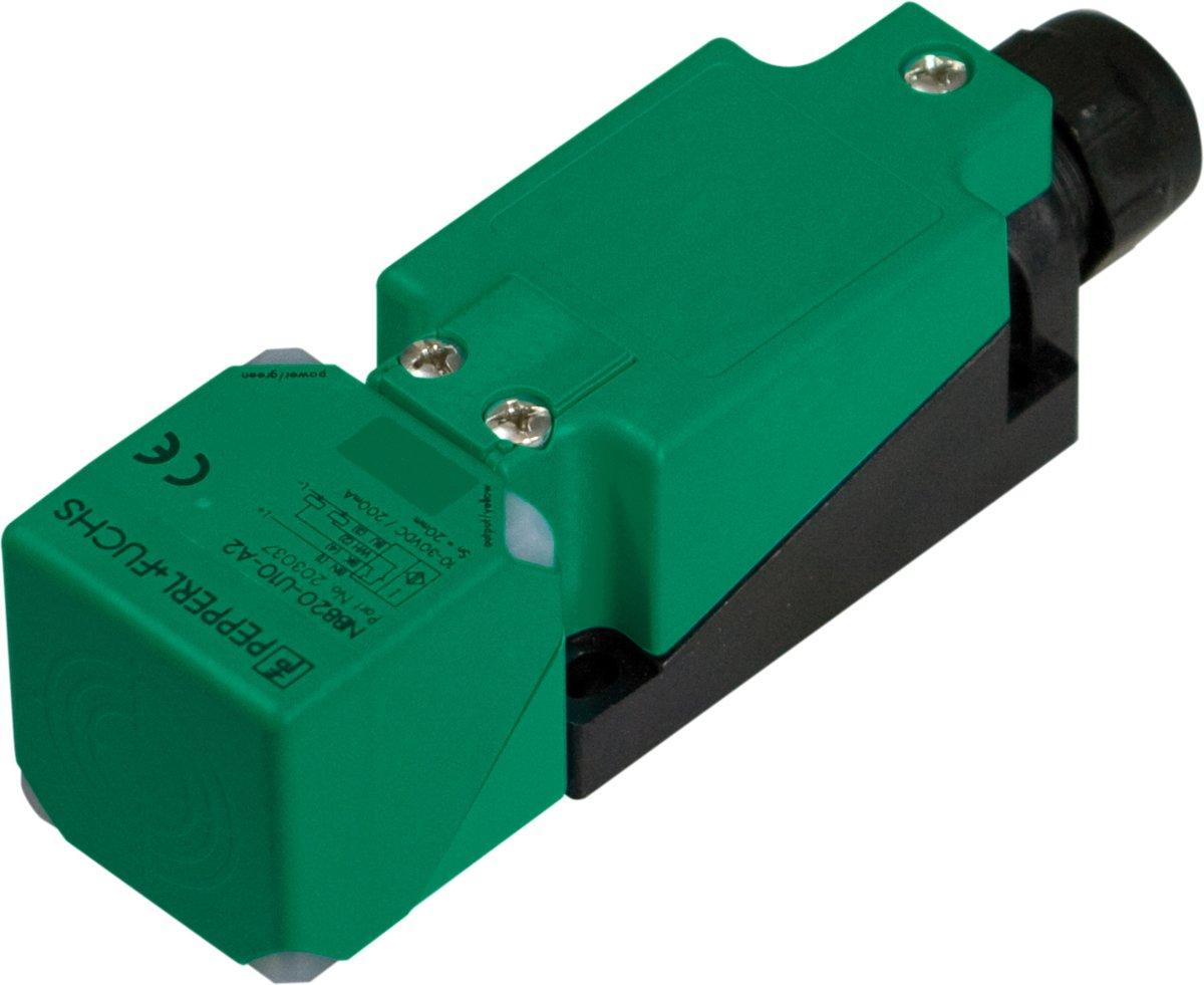 Induktiver Sensor NBN40-U10-E2