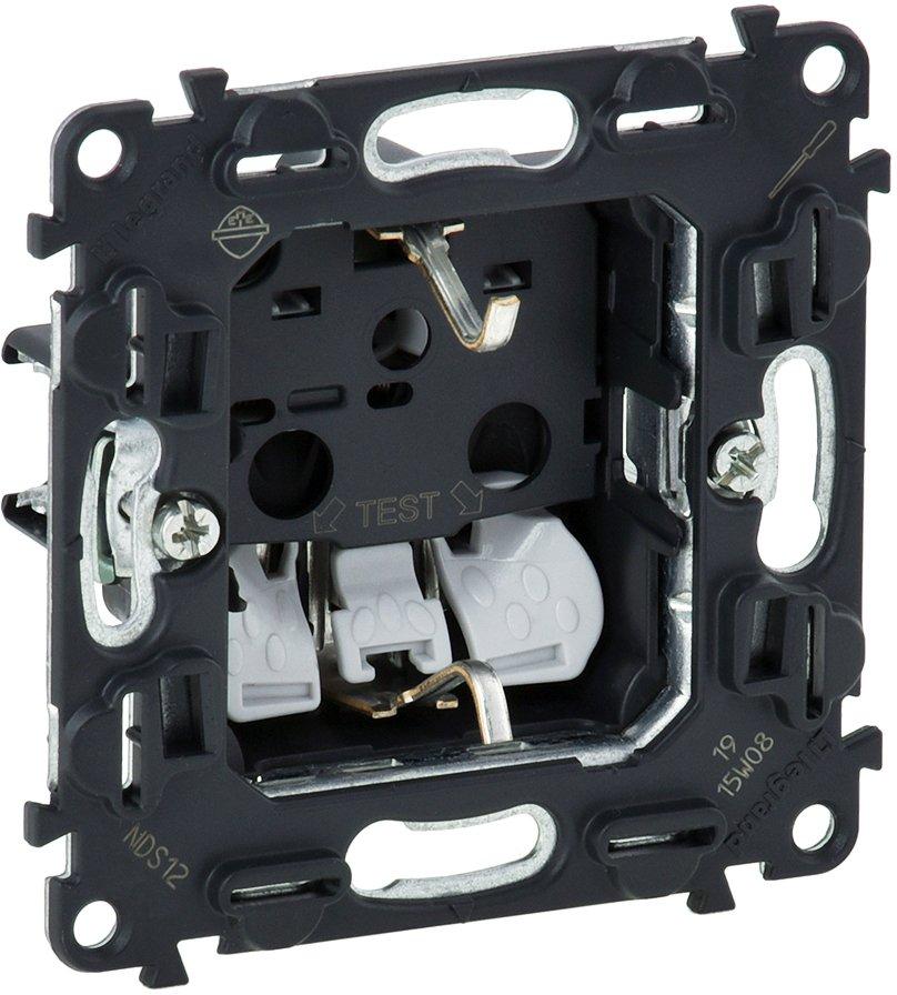 Einsatz IN’MATIC Schutzkontaktsteckdose erhöhter Berührungsschutz