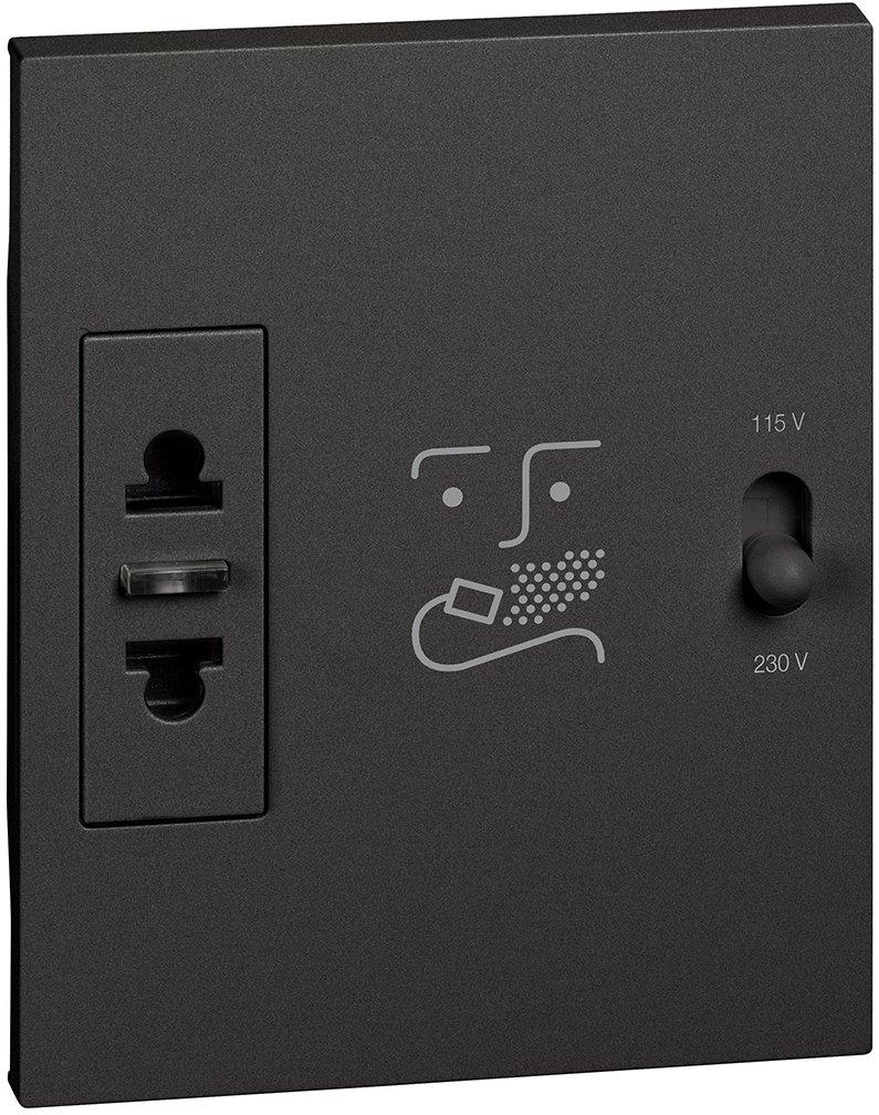 LivingNow 3-modulige Rasiersteckdose in der Farbausführung Black