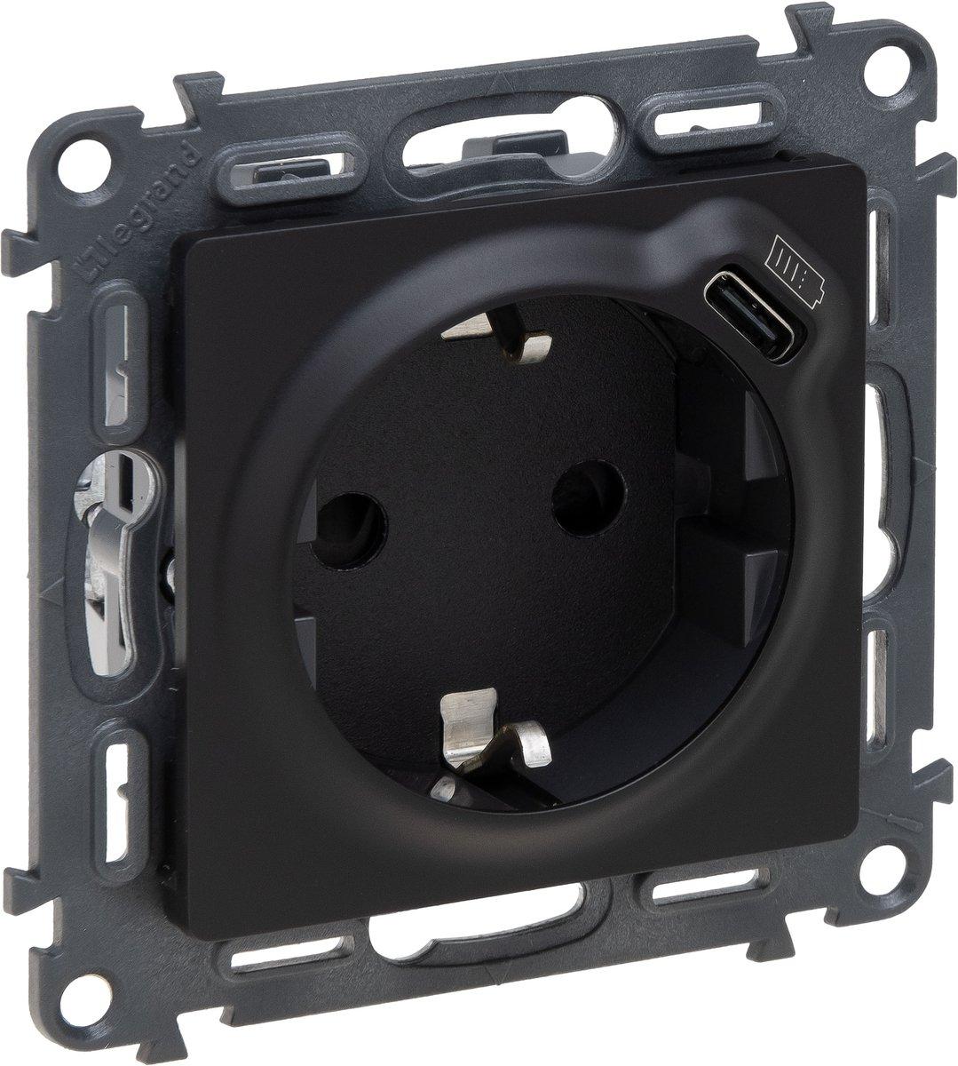 Kombinationssteckdose mit erhöhtem Berührungsschutz 16 A Schwarz
