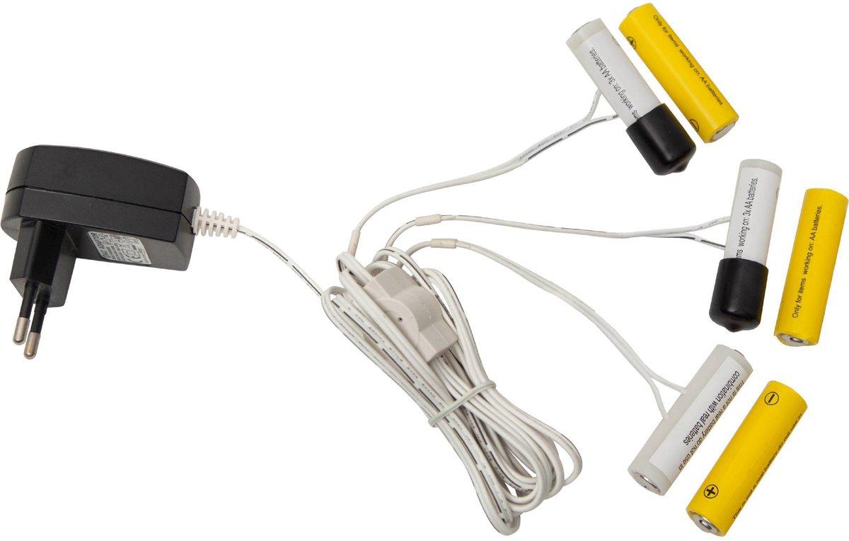 Kabel mit Stecker 3 Ausgänge mit 2xaa Batte