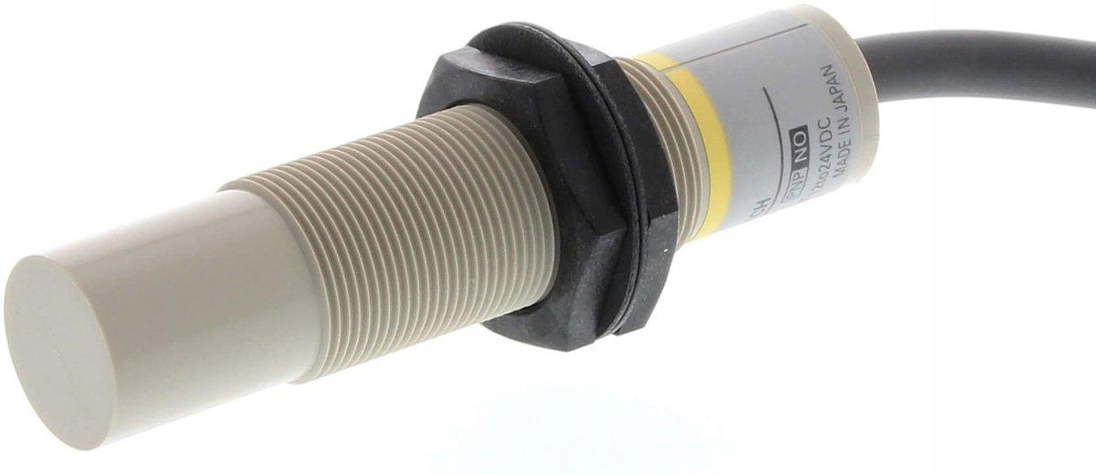 Näherungssensor - kapazitiv - 8mm - M18 -  n. bündig - 3-Draht - NPN - 1S - 2m