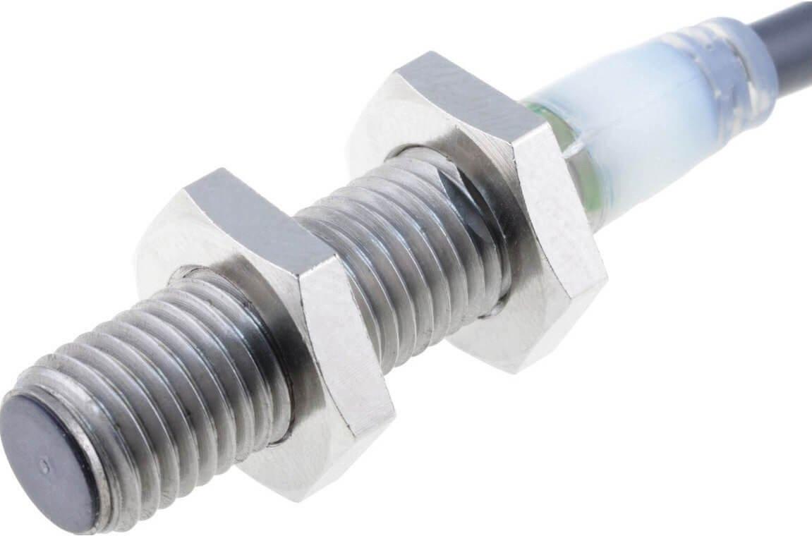 Näherungsschalter induktiv M8 abgeschirmt 2 mm DC 3-adrig PNP / Öffner 2 m