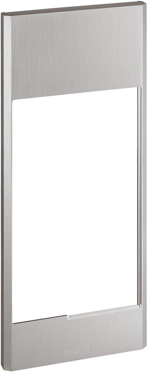 3-moduliger Abdeckrahmen bestehend aus recyceltem Aluminium