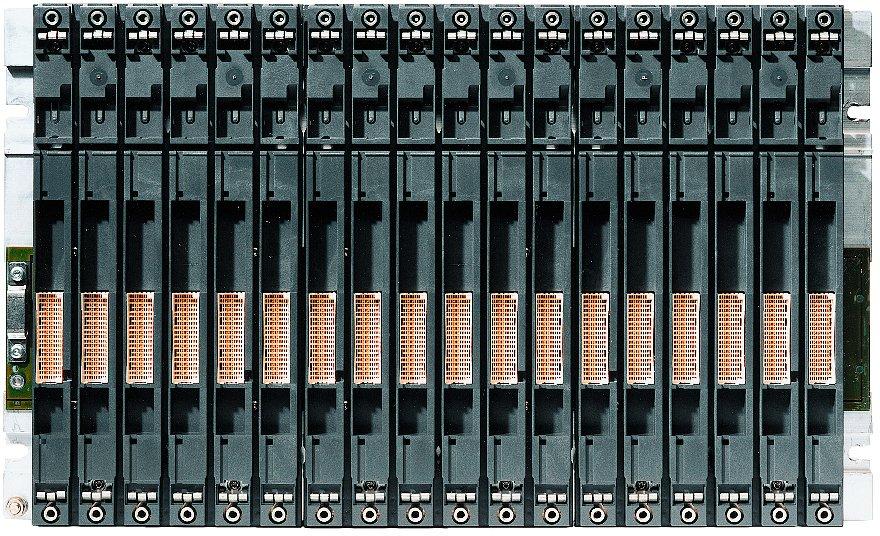 SIMATIC S7-400 ER1 mit 18 Steckplätzen Aluminium Für den Aufbau von S7-400 E..